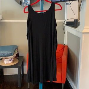 Old Navy Dresses - Black cold shoulder maxi dress Old Navy Dresses - Black cold shoulder maxi dress